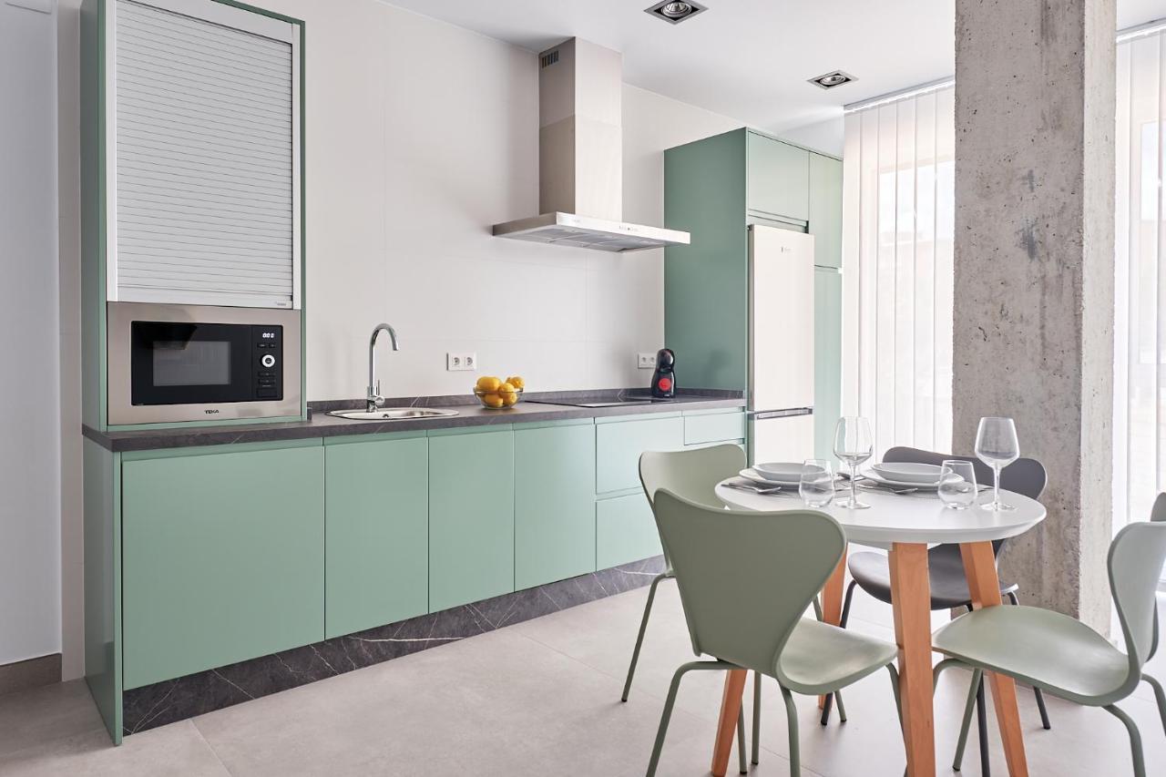 9 Nidos Centrica Suites - Nuevo Plasencia Eksteriør bilde