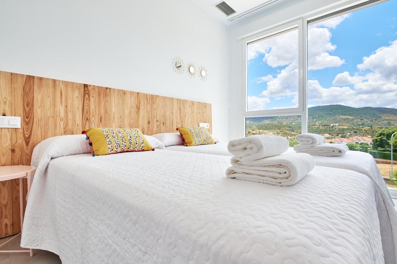 9 Nidos Centrica Suites - Nuevo Plasencia Eksteriør bilde