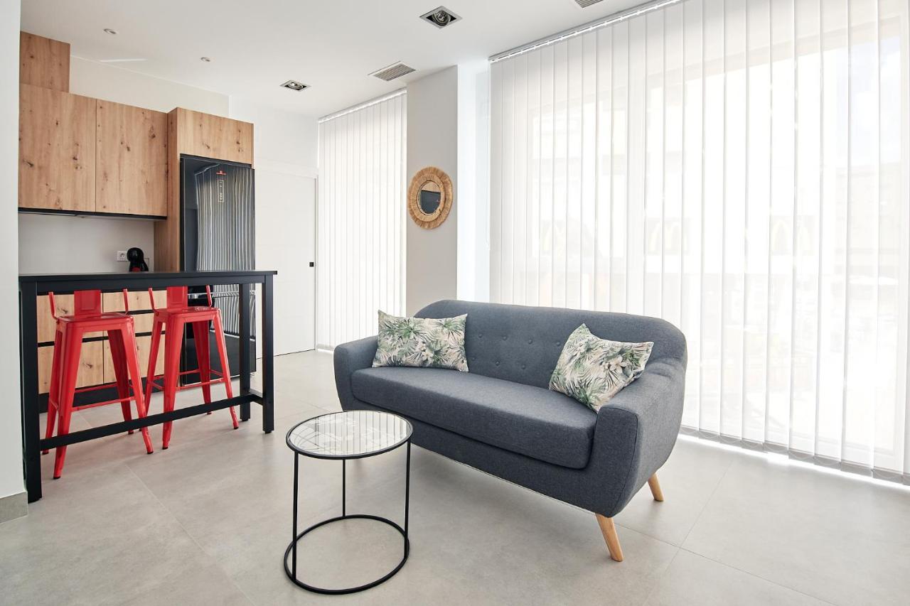 9 Nidos Centrica Suites - Nuevo Plasencia Eksteriør bilde