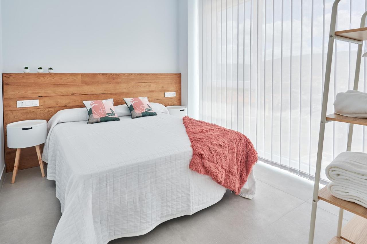 9 Nidos Centrica Suites - Nuevo Plasencia Eksteriør bilde