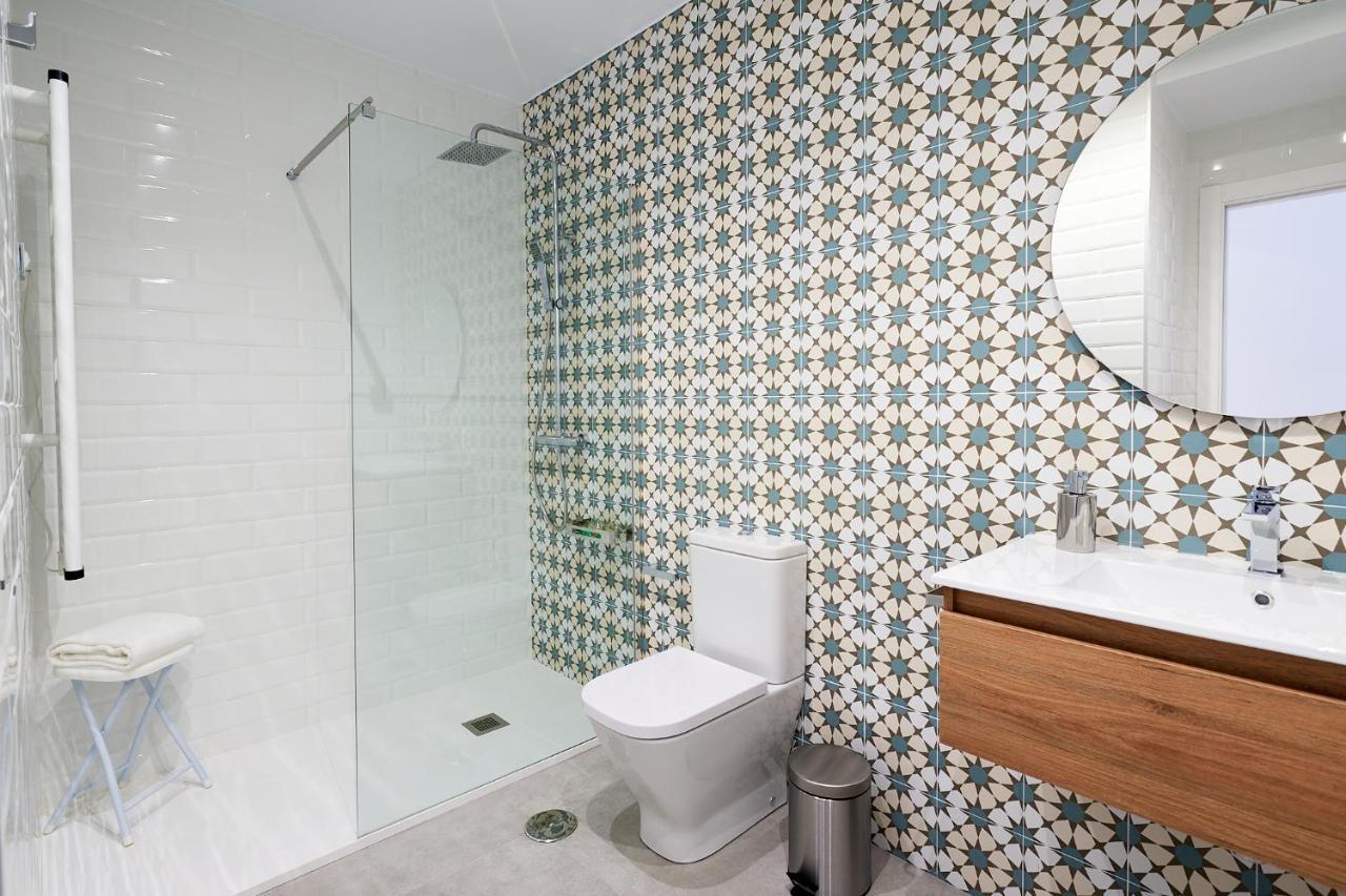 9 Nidos Centrica Suites - Nuevo Plasencia Eksteriør bilde