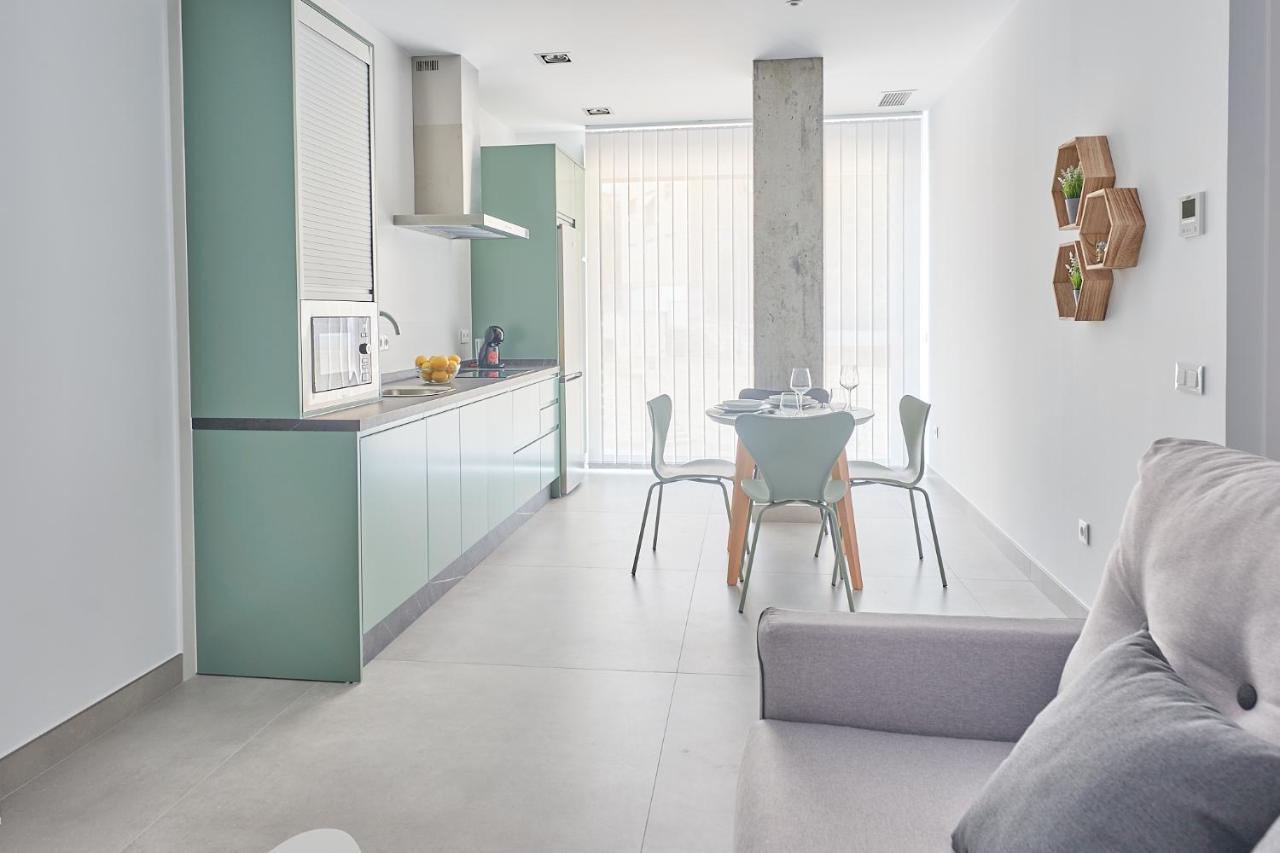 9 Nidos Centrica Suites - Nuevo Plasencia Eksteriør bilde